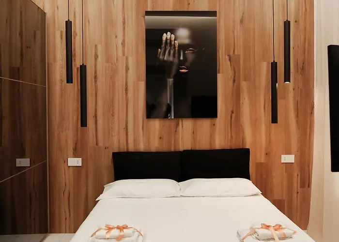 Doryana Luxury * Neapol